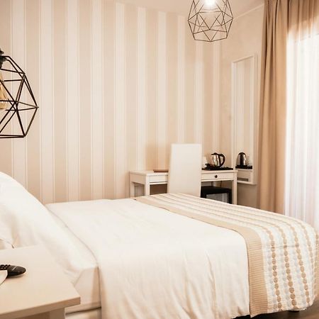 Hotel Blue Marine لينانو سابيادورو المظهر الخارجي الصورة