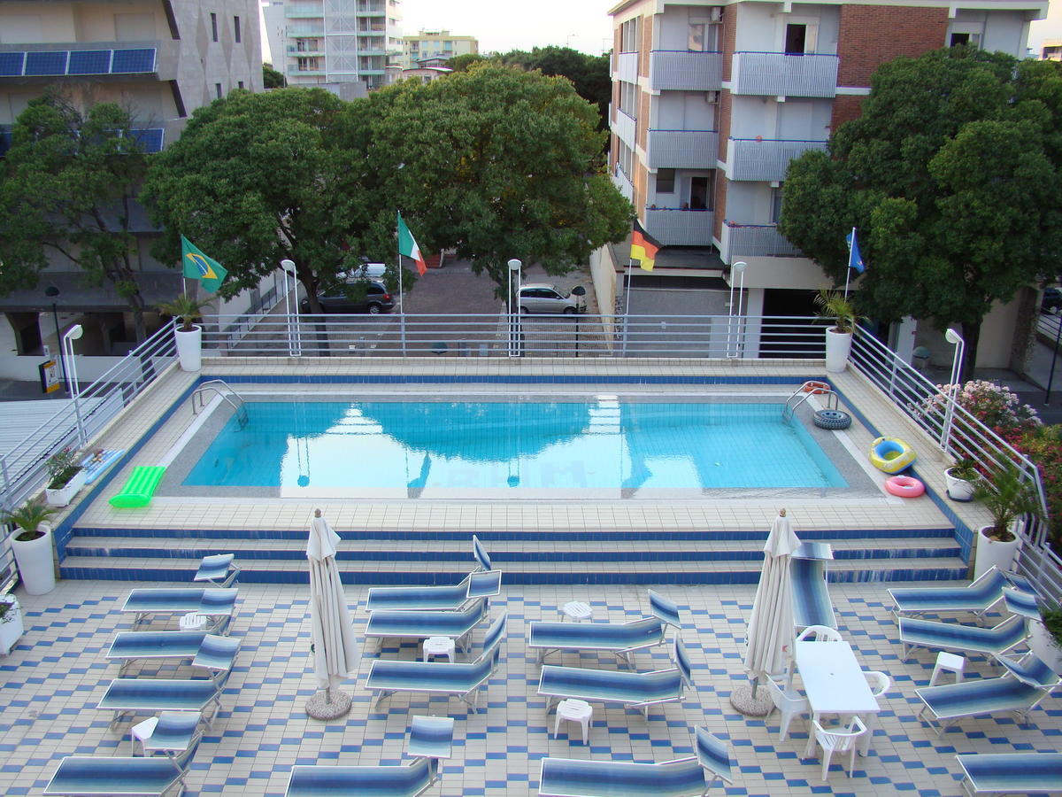 Hotel Blue Marine لينانو سابيادورو المظهر الخارجي الصورة